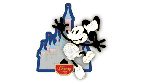 DISNEY Celebrate Mickey’s 90th anniversary with a new collectible pin
